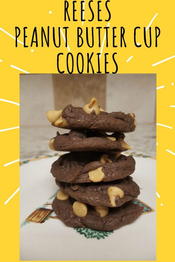 Reeses Peanut Butter Cup Cookies from www.thisautoimmunelife.com #cakemixcookies #reeses #chocolate #peanutbutter